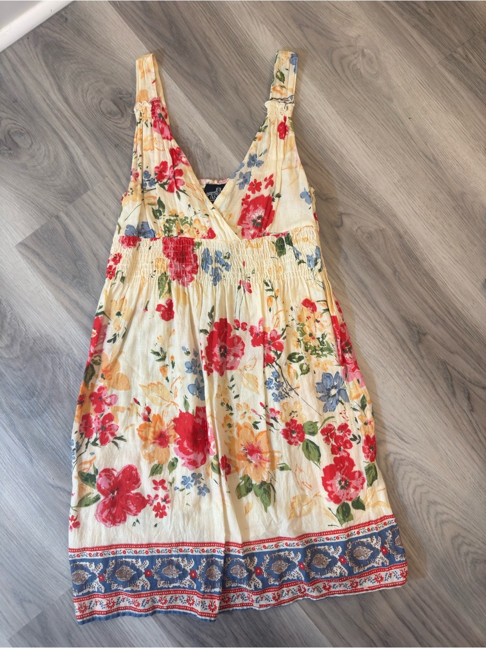Vintage Angie Floral Sleeveless V-Neck Dress/ shirt